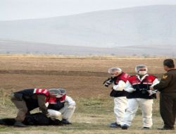 Kaybolan Kadının Cesedi, Eşarpla Boğulduktan Sonra Atıldığı Su Kuyusunda Bulundu