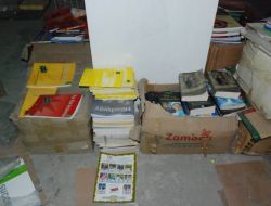 Üniversite Kitaplarına Sarılan Korsanlar Polise Takıldı