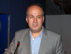 "Türkiye’nin Geri Kalma Nedenlerinden Biri De Az Okumadır"