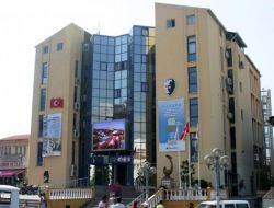 Kuşadası Belediye Başkanı Altungün Ve Yardımcısı Uyan Hakkında Soruşturma İzni