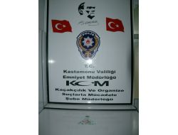 Okul Önünde Uyuşturucu Hap Ele Geçirildi