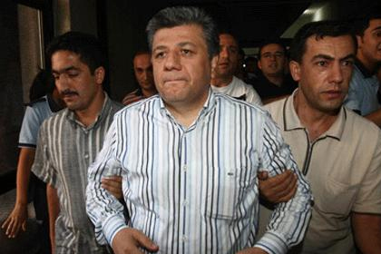 'Milli iradeye saygı gösterin'