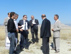 Nallıhan Kaymakamı Demirayak, Besi Organize Saniyi Bölgesi İçin Arazi Baktı