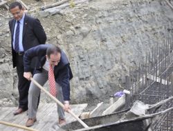 Çağlayancerit’te Öğrenci Yurdu Temeli Atıldı