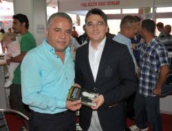 Kitap Fuarı’nda Zaman Kitap Standı Yoğun İlgi Görüyor