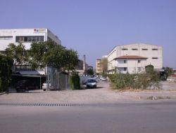 Bornova Belediyesi, Fabrikanın İşgal Ettiği Yolu Trafiğe Açtı