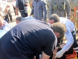 Tekerleği Patlayan Polis Aracı Devrildi