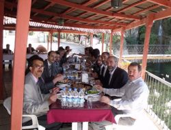 Dinar Belediyesi İmam Ve Müezzinleri Yemekte Buluşturdu