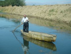 48 Yıldır Kulübede Yaşıyor