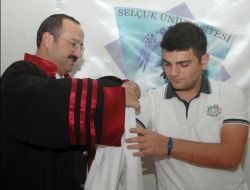 Selçuklu Tıp Öğrencileri Beyaz Önlüklerini Giydi