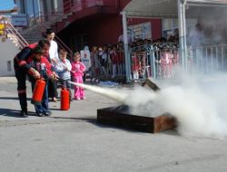 Öğrencilerin Yangın Bilgisi İtfaiyecileri Şaşırttı