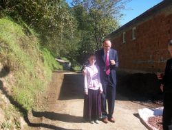 Okuyabilmek İçin Yetkililerden Yardım İstedi