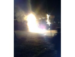 Ankara'da Oto Servis Binası Alev Aldı