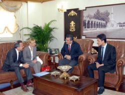 Vali Güvenç, Yabancı Yatırımcıları Ortaklığa Davet Etti