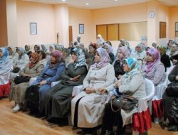 "Camiye Gelen Çocuklara Güler Yüzlü Davranın"