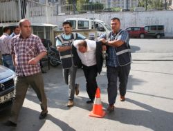 Kendisini Bilirkişi Olarak Tanıtarak Dolandırıcılık Yapan Şahıs Yakalandı
