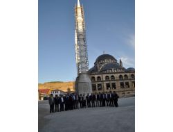 Başkan Başer, Meclis Üyeleri İle Birlikte Taziye Evleri Ve Külliyeyi Gezdi