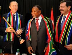 Başbakan Recep Tayyip Erdoğan Vuvuzela İle