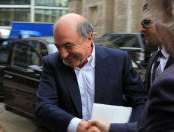 Oligarkların Savaşı; Berezovski, Abromoviç’ten 6 Milyar Dolar İstiyor