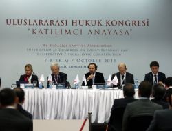 Burhan Kuzu: Kenan Evren’e Verilecek En Güzel Cevap Sivil Bir Anayasadır