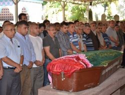 Eski Eşi Tarafından Öldürülen Kadın Toprağa Verildi