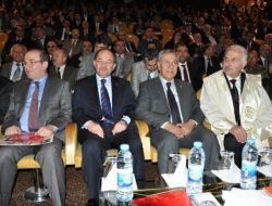 Arınç: Yerel Yönetimlere Desteğimiz Devam Edecek