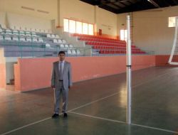 Sarıkaya Kapalı Spor Salonu İlgi Bekliyor