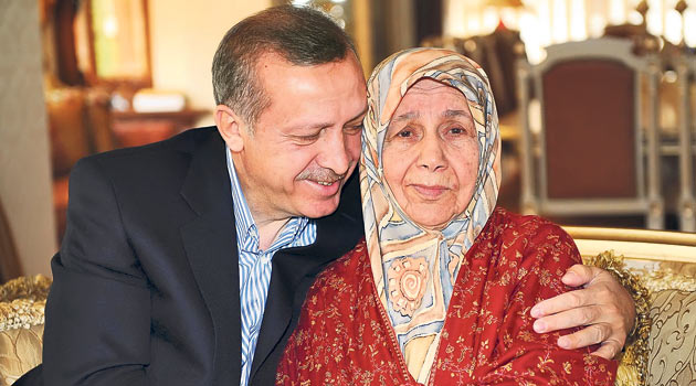 Başbakan Erdoğan'ın anne acısı