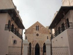 İskenderun'da Sinema Olarak Kullanılan Tarihi Bina Kiliseye Dönüştürüldü