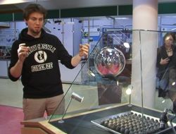 Bilim Festivalinde Tozlar Dans Etti