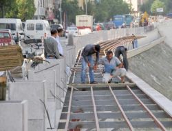 Antakya'da Yürüyüş Yolları Andezit Taşıyla Kaplanıyor