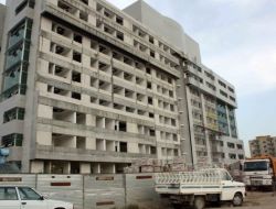 İnşaat İşçisi Altıncı Kattan Yere Çakıldı