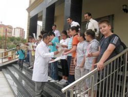 Özel Kahramankent İlköğretim Okulu Öğrencileri Yabancı Dil Sertifikalarını Aldı