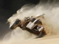 20 Takla Atan Araçtan Burnu Bile Kanamadan Çıktı