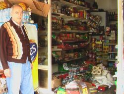 Kuşadası'nda Üç Araba Ve Bir İşyerine Molotof Atıldı