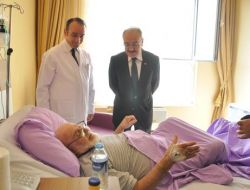 Vali Yenigün, Araştırma Hastanesi'ni Ziyaret Etti