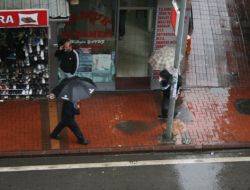 Zonguldak'ta Yağış Etkili Oluyor