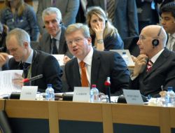 Ab İlerleme Raporu: Yeni Anayasa Köklü Sorunlara Çözüm Olacak