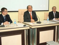 Vali Kara : Karayollarında Çalışmalar Baştn Savma Yapılıyor