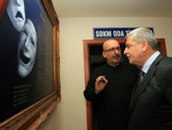 Kocaeli Şehir Tiyatroları ‘kösem Sultan’ İle Perdelerini Açtı