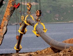 Medvedev’den Ab’ye Enerjide Misilleme