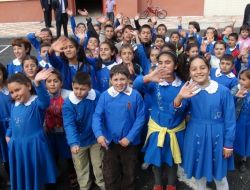 Aksaray’da Bir Kutu Boya İle Gelen Mutluluk