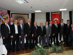 Mamak Belediyesi'nden Memurlarının Aylıklarına 300 Lira Zam