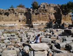 Side Anıtsal Çeşme 2012'de Ayağa Kaldırılacak