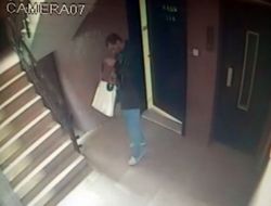 Çanta Hırsızı Güvenlik Kamerasına Yakalandı