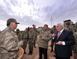 Cumhurbaşkanı Gül'ün Sınır Komutanlıklarını Ziyareti