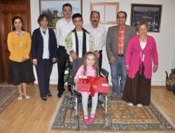 Cam Kemik Hastası Kızın Hayalini Fethiye Belediyesi Gerçekleştirdi
