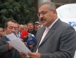 İlçesine Mülteci Kampı İstemeyen Chp'li Başkan Açlık Grevi Başlattı