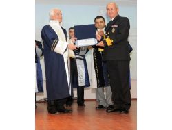 Kktc Cumhurbaşkanı Eroğlu'na Çomü'de Fahri Doktora Verildi