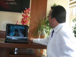 Nevşehir Devlet Hastanesi'nde Hastayı Uyutmadan Beyin Ameliyatı Yapıldı